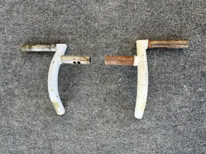 BELL 47 HELICOPTER GROUND HANDLING WHEEL AXLE SET